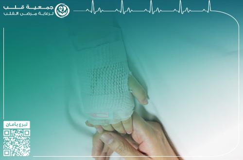 طفل يعاني من تضيق صمام القلب الرئوي وبحاجة للتدخل الجراحي